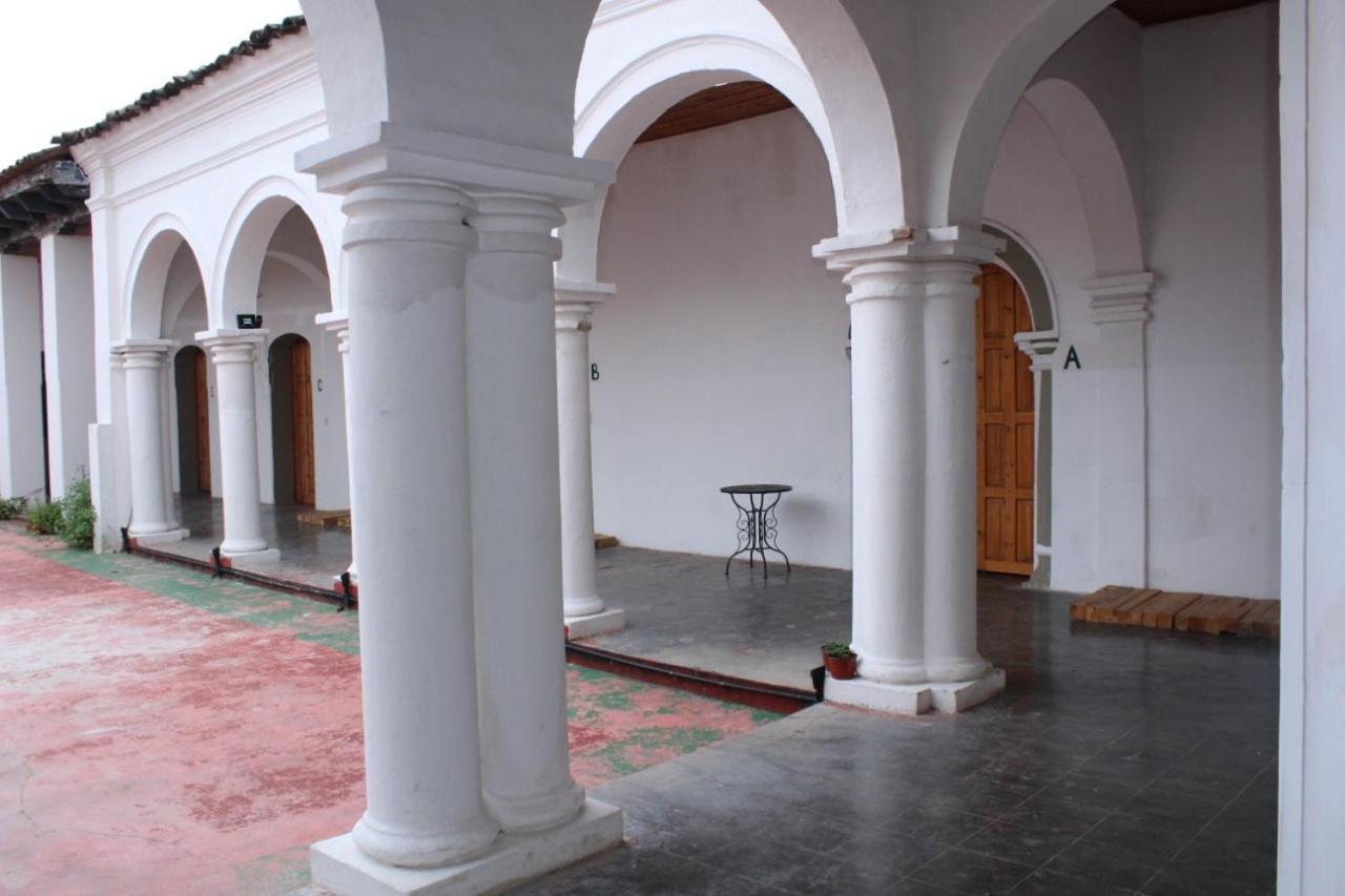 بيت شباب Fandango San Cristóbal de Las Casas المظهر الخارجي الصورة