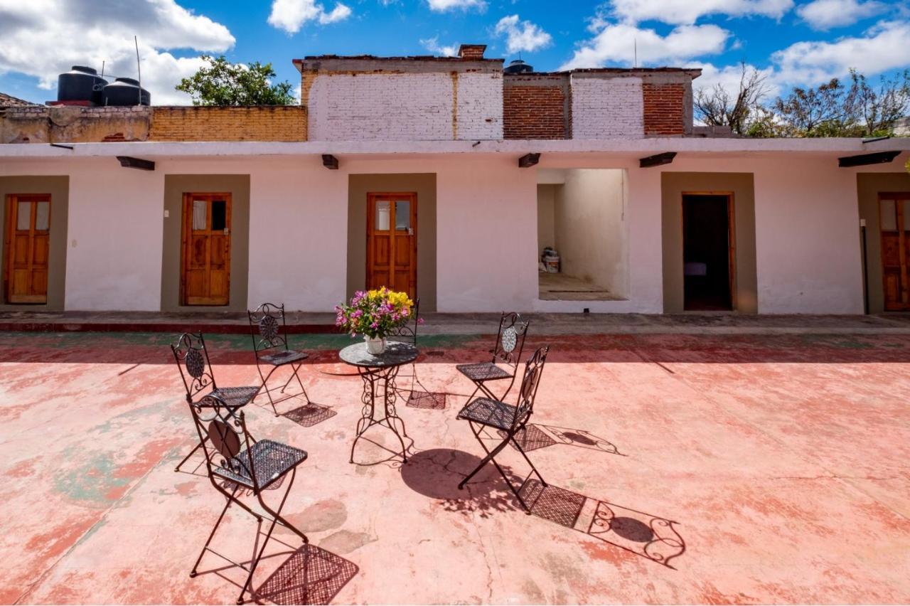 بيت شباب Fandango San Cristóbal de Las Casas المظهر الخارجي الصورة