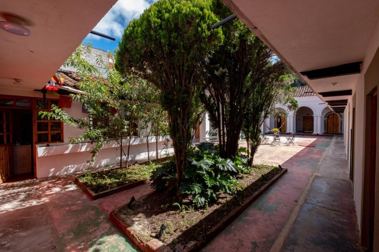 بيت شباب Fandango San Cristóbal de Las Casas المظهر الخارجي الصورة