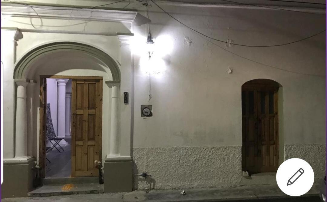 بيت شباب Fandango San Cristóbal de Las Casas المظهر الخارجي الصورة